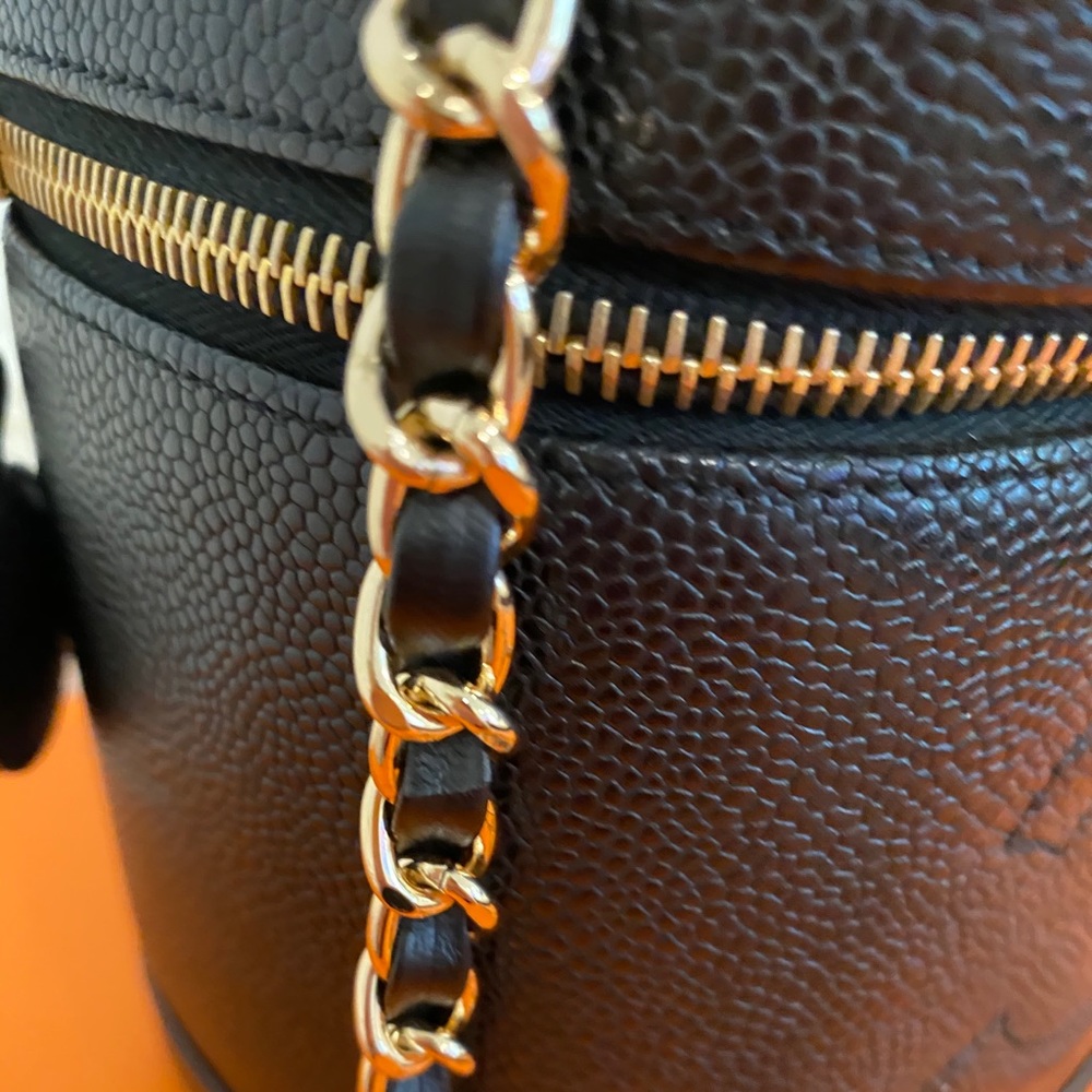 💓Sold💓Chanel Vintage Black Caviar Vanity Case - Picture 15 of 16